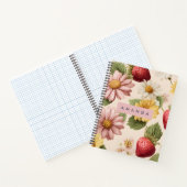 Gepersonaliseerde  Aardbei & Bloempatroon Notitieboek (Binnen)