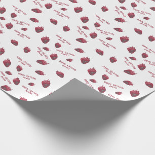 Gepersonaliseerde aardbeienverjaardag cadeaupapier
