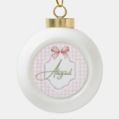 Gepersonaliseerde Abigail Baby Girl Nursery Bow &  Keramische Bal Ornament (Voorkant)