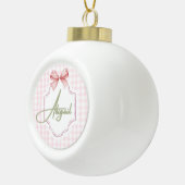 Gepersonaliseerde Abigail Baby Girl Nursery Bow &  Keramische Bal Ornament (Rechts)