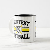 Gepersonaliseerde ADD NAAM Softball Speler Varsity Tweekleurige Koffiemok (Voorkant links)