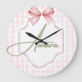 Gepersonaliseerde Amara Baby Girl Nursery Bow & Gi Grote Klok