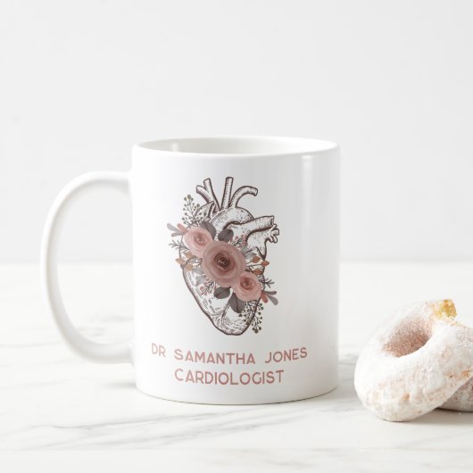 Gepersonaliseerde anatomische hart bloemcardioloog koffiemok (Met donut)
