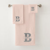 Gepersonaliseerde B-Initiaal Silver Monogram Jouw Bad Handdoek (Insitu)