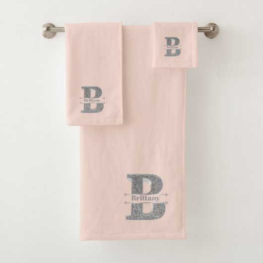 Gepersonaliseerde B-Initiaal Silver Monogram Jouw Bad Handdoek (Insitu)