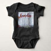 Gepersonaliseerde Baby Body Suit Wit Wassen Hout S Romper (Voorkant)