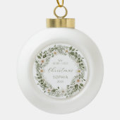 Gepersonaliseerde Baby Eerste Kerstboskrans Keramische Bal Ornament (Voorkant)