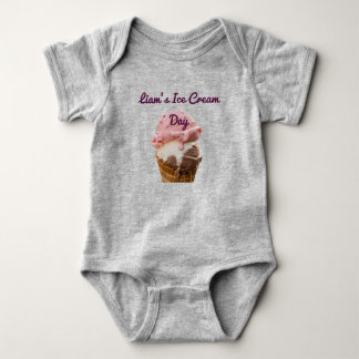 Gepersonaliseerde Baby Ijsdag Grijze T-Shirt