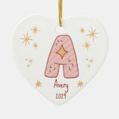 Gepersonaliseerde Baby Meisje's Eerste Kersthart Keramisch Ornament (Voorkant)