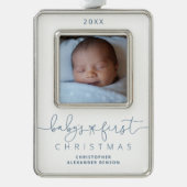 Gepersonaliseerde baby's 1e kerstfoto verzilverd omlijst ornament (Voorkant)