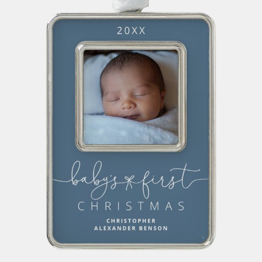Gepersonaliseerde baby's 1e kerstfoto verzilverd omlijst ornament (Voorkant)