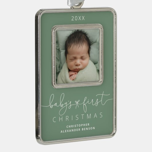 Gepersonaliseerde baby's 1e kerstfoto verzilverd omlijst ornament (Rechts)