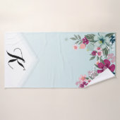 Gepersonaliseerde badhanddoek Tropische bloemen op (Badhanddoek)