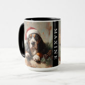 Gepersonaliseerde Basset Hound in een Santa Hat Mok (Voorkant links)