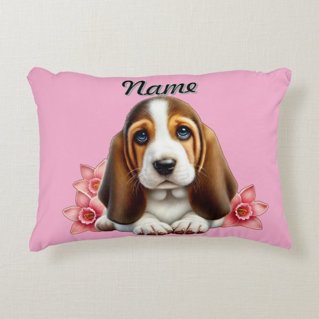 Gepersonaliseerde Basset Hound Puppy met bloemen Accent Kussen (Voorkant)