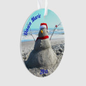 Gepersonaliseerde Beach Sand Santa "Snowman" Ornament (voorkant)