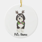 Gepersonaliseerde Bernedoodle Reindeer Bowtie Kers Keramisch Ornament (Voorkant)