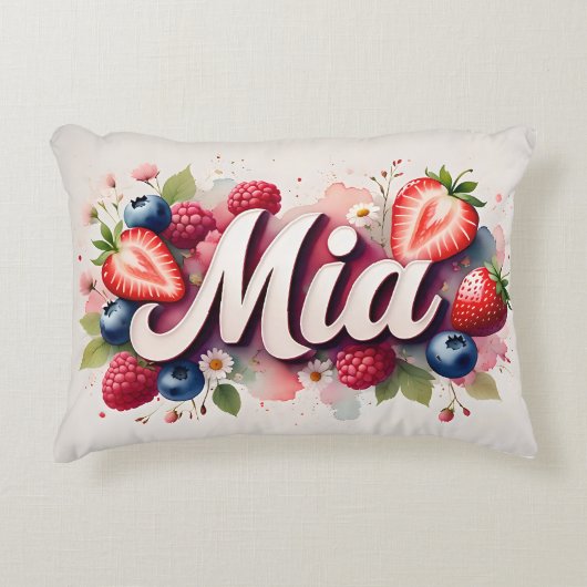 Gepersonaliseerde Berry Bloemen Naam Kussen - Mia (Voorkant)