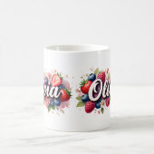 Gepersonaliseerde Berry Floral Naam Mok – Olivia (Center)