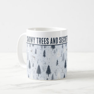 Gepersonaliseerde besneeuwde bomen en geheime hert koffiemok