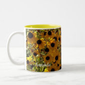 Gepersonaliseerde Black Eyed Susan Flowers Foto Mo Tweekleurige Koffiemok (Links)