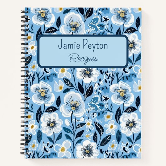 Gepersonaliseerde Blauw en Wit Bloemen Receptenboe Notitieboek (Voorkant)