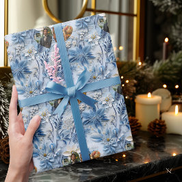 Gepersonaliseerde blauwe bloem met foto's en namen cadeaupapier