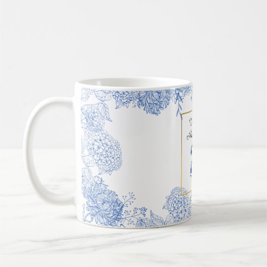 Gepersonaliseerde Blauwe Bloemen Mok -  Jaar K (Links)