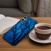 Gepersonaliseerde blauwe boom in de regen Case-Mate iPhone case