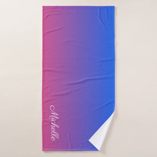 Gepersonaliseerde blauwe en roze ombre gradiënt badhanddoek (Badhanddoek)