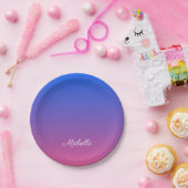 Gepersonaliseerde blauwe en roze ombre gradiënt papieren bordje (Feest)