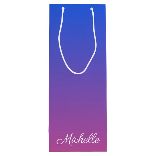 Gepersonaliseerde blauwe en roze ombre gradiënt wijn cadeautas (Achterkant)