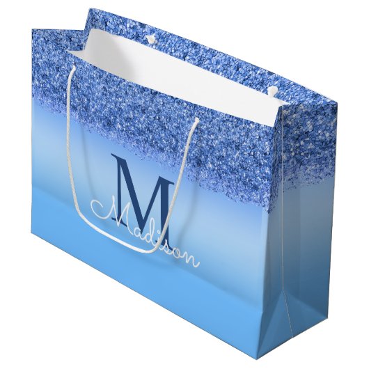 Gepersonaliseerde Blauwe Faux Monogram Sweet 16 Gi Groot Cadeauzakje (Voorkant Gekanteld)