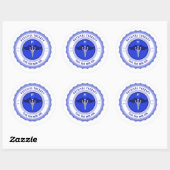 Gepersonaliseerde blauwe fysieke therapie Caduceus Ronde Sticker (Vel)