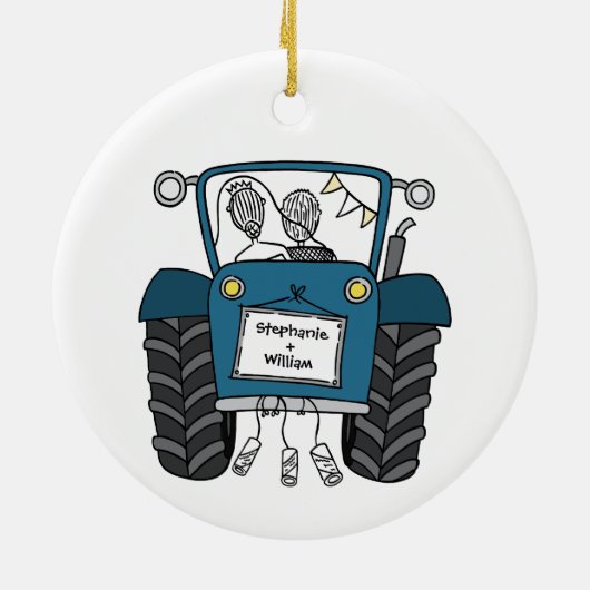 Gepersonaliseerde Blauwe Tractor Land Huwelijkscad Keramisch Ornament (Achterkant)