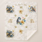 Gepersonaliseerde Blauwe Vogels & Gouden Bloemen Sherpa Deken (Voorkant)