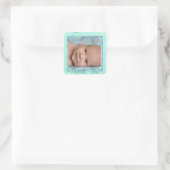 Gepersonaliseerde Blauwgroen en blauwe Baby Dank u Vierkante Sticker (Tas)
