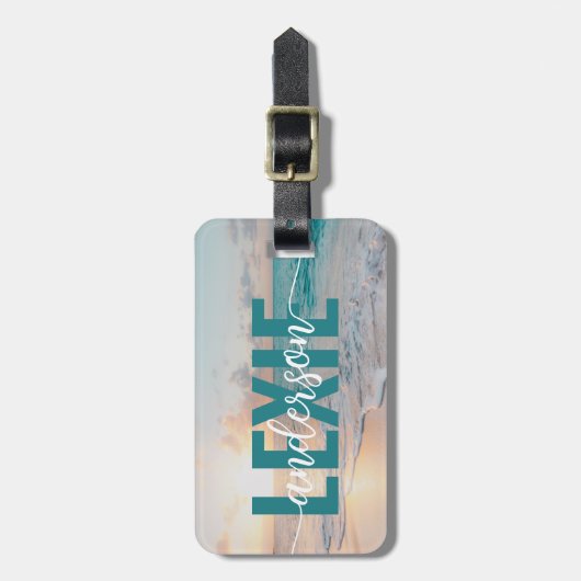 Gepersonaliseerde Blauwgroen Sunset Ocean Waves Bagagelabel (Voorkant verticaal)