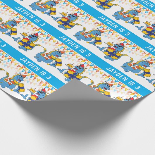 Gepersonaliseerde Blue Dragon Verjaardag inpakpapi Cadeaupapier (Hoek)