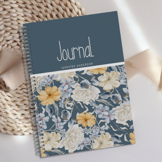 Gepersonaliseerde Blue Yellow Cream Floral Journal Notitieboek