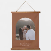 Gepersonaliseerde Boho Arch familienaam en foto Hangend Wandkleed (Voorkant)