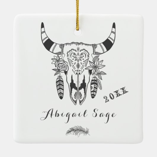 Gepersonaliseerde Boho Tribal Skull Grey and White Keramisch Ornament (Achterkant)