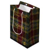 Gepersonaliseerde Bourgogne en Green Plaid Kerstmi Medium Cadeauzakje (Voorkant Gekanteld)