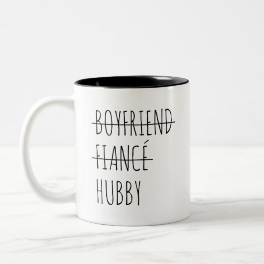 Gepersonaliseerde Boyfriend Fiancé Hubby Grappig G Tweekleurige Koffiemok (Links)