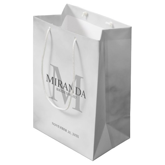 Gepersonaliseerde bridesmaïd's monogram en naam medium cadeauzakje (Voorkant Gekanteld)