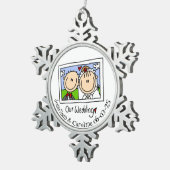 Gepersonaliseerde bruid bruidegom foto sneeuwvlok  tin sneeuwvlok ornament (Rechts)