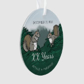 Gepersonaliseerde bruiloft Jubileum Eekhoorns Ornament (voorkant)