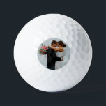 Gepersonaliseerde bruiloft of Jubileum aangepaste  Golfballen<br><div class="desc">Er mag geen twijfel over bestaan dat golf zeker meer is dan alleen maar een spel — dus het is vooral gepast om een foto te hebben die inspireert. Dit is een prachtig cadeau voor de pasgetrouwden of hun gelukkige familie of als een jubileumcadeau. Als u ontwerpvragen of een speciaal...</div>