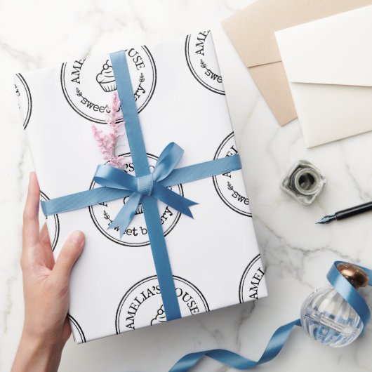 Gepersonaliseerde Business Logo Bakkerij Zwart Wit Cadeaupapier (Geschenken)