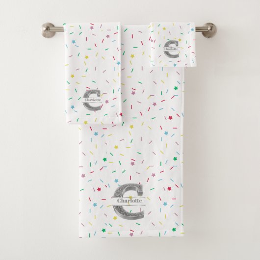 Gepersonaliseerde C-Initiaal Silver Monogram Jouw  Bad Handdoek (Insitu)